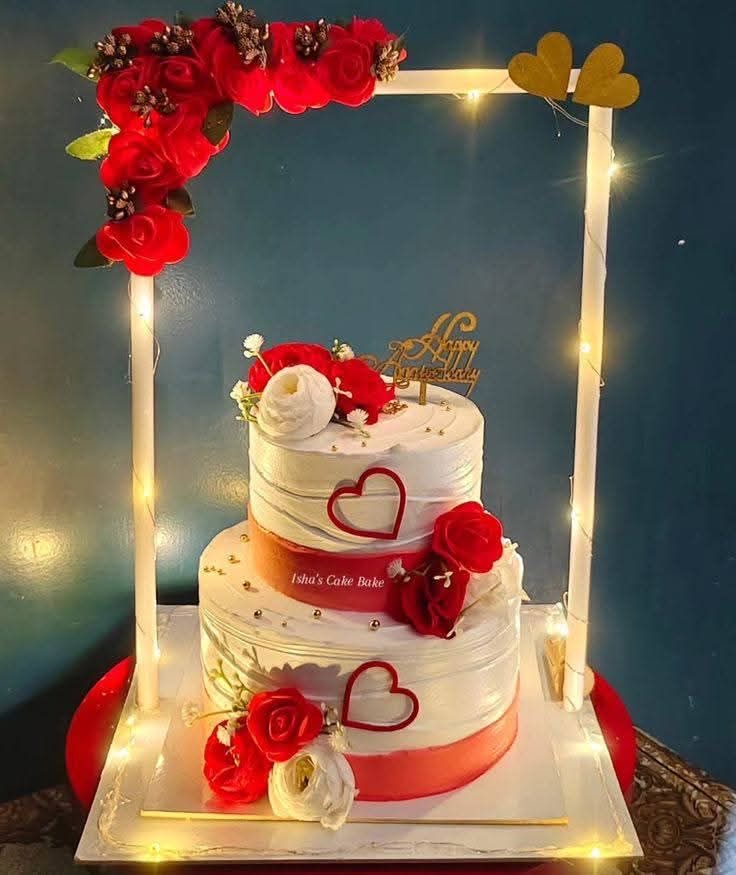 The Eternal Romance Arch Cake